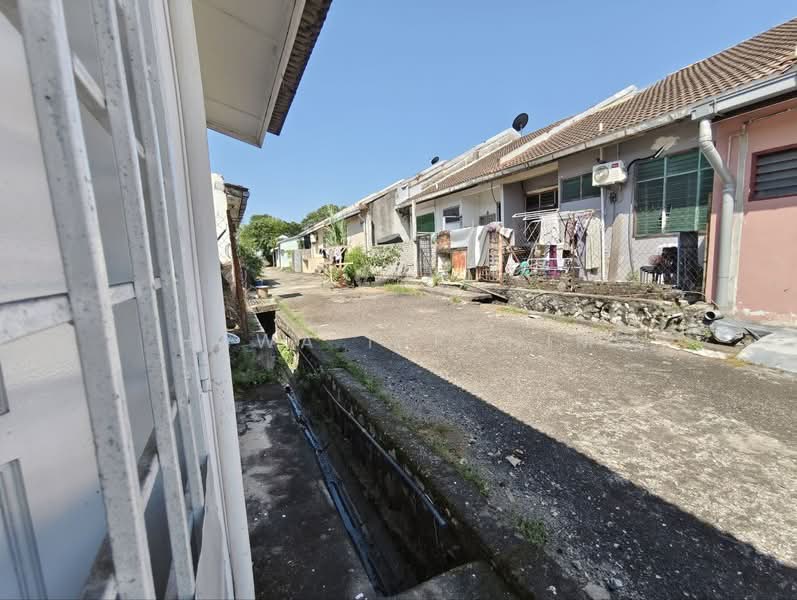 1-storey Terraced House for Sale in Taman Desa Jasmin (Nilai) - Hawa Ibrahim - Exterior - PropertyGuru.com.my
