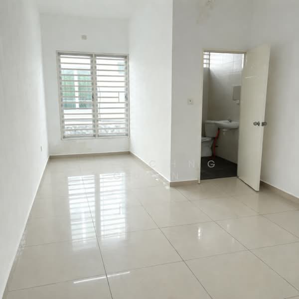 2-storey Terraced House for Sale in Bandar Sri Sendayan (Negeri Sembilan) - Kho Chng Guan - Interior - PropertyGuru.com.my
