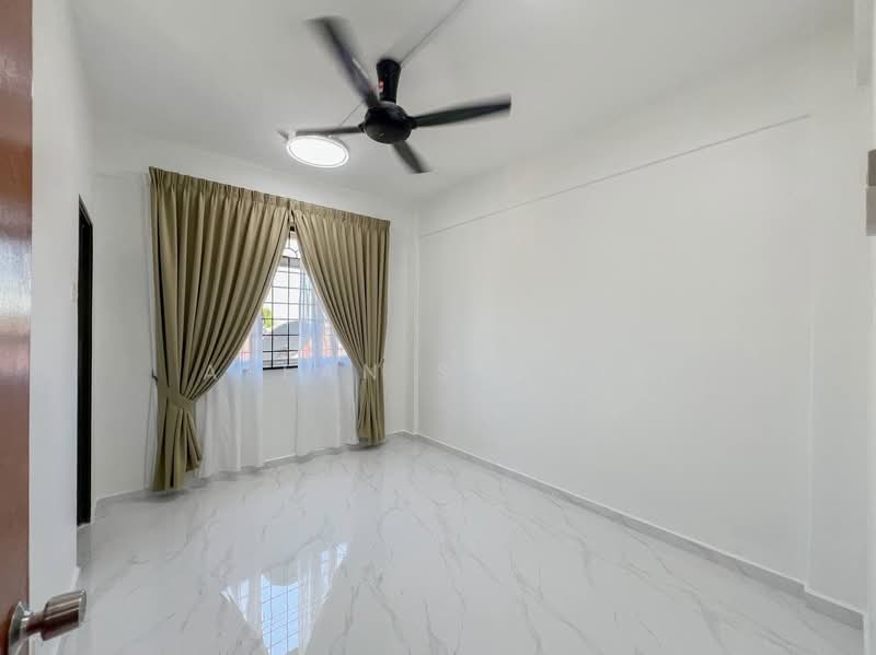 Pangsapuri Seri Mawar untuk Untuk Dijual - RM 200,000, Apr 2026 - Interior - PropertyGuru.com.my