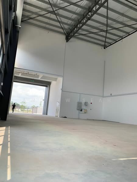 Semi-D Factory for Rent in Sungai Buloh (Selangor) - Andrew Seah - Interior - PropertyGuru.com.my