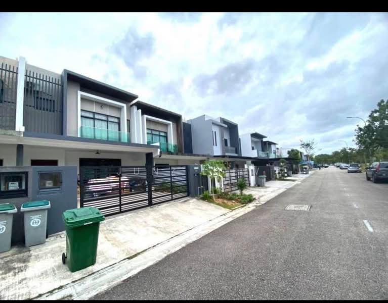 Rumah Teres 2 Tingkat untuk Dijual di Taman Sutera Utama (Skudai) - Junz Liew - Exterior - PropertyGuru.com.my
