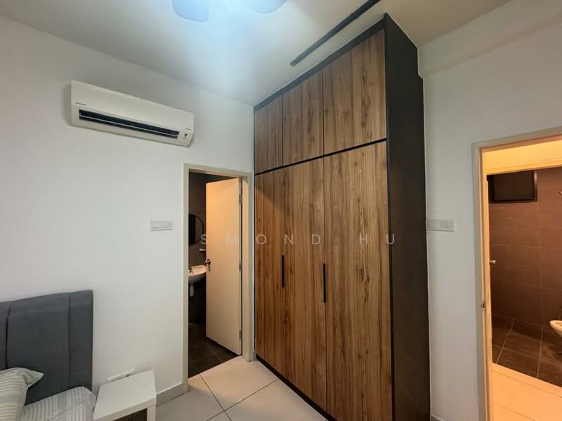 Service Residence for Sale at Majestic Maxim - Desmond Hu - Bedroom - PropertyGuru.com.my