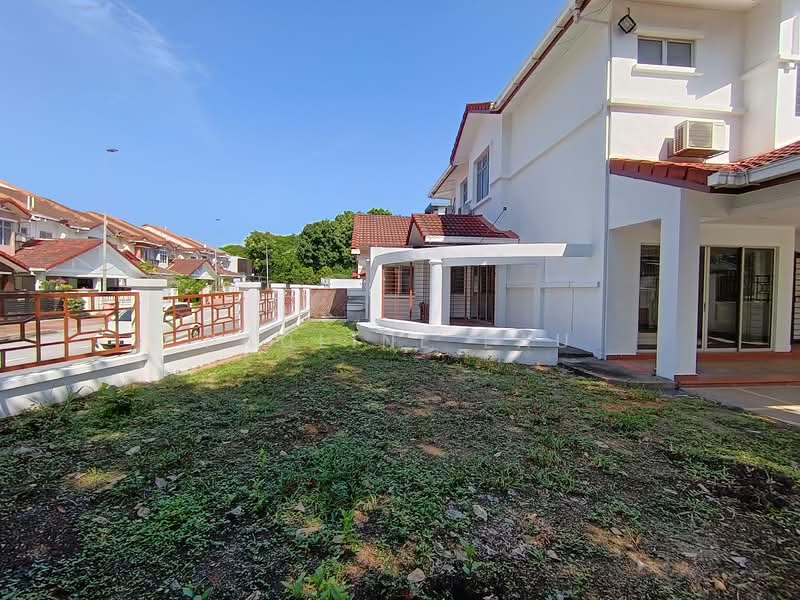 2-storey Terraced House for Sale in Ara Damansara (Petaling Jaya) - Pauline Lau - Exterior - PropertyGuru.com.my