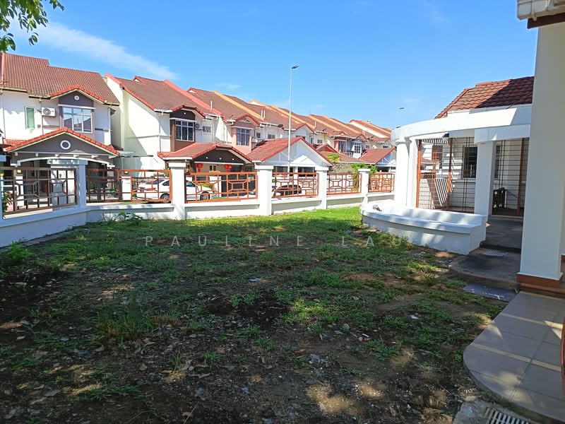 2-storey Terraced House for Sale in Ara Damansara (Petaling Jaya) - Pauline Lau - Exterior - PropertyGuru.com.my