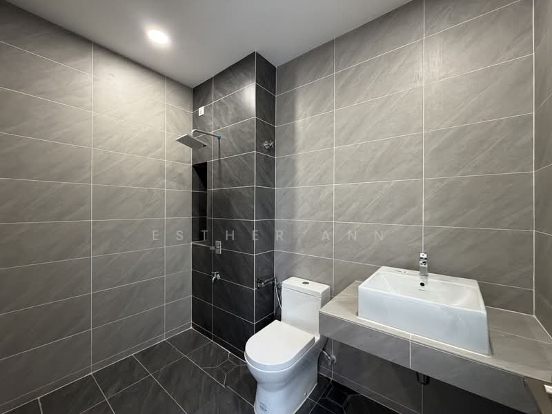 2-storey Terraced House for Rent in Shah Alam (Selangor) - Esther Ann - Bathroom - PropertyGuru.com.my