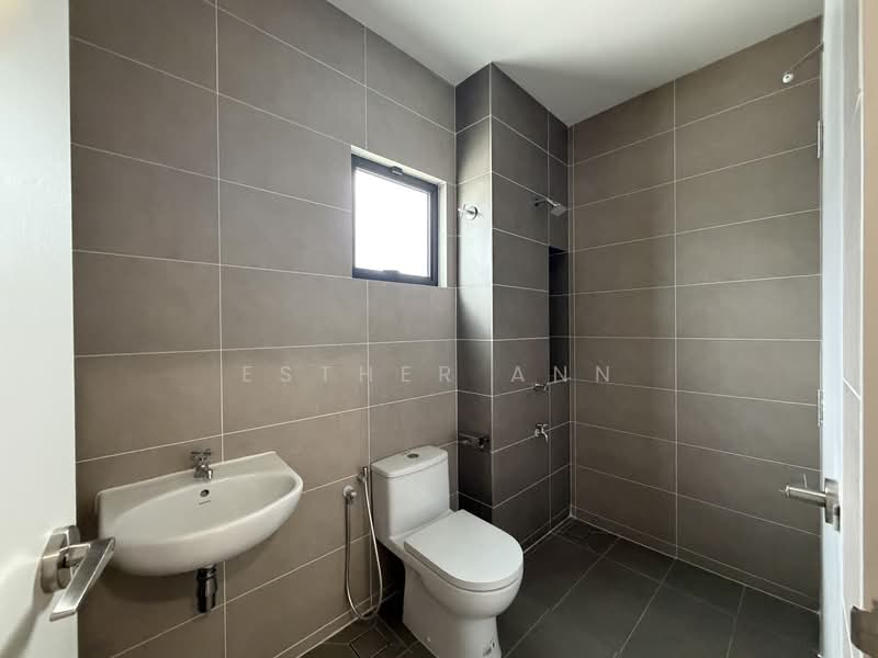 2-storey Terraced House for Rent in Shah Alam (Selangor) - Esther Ann - Bathroom - PropertyGuru.com.my