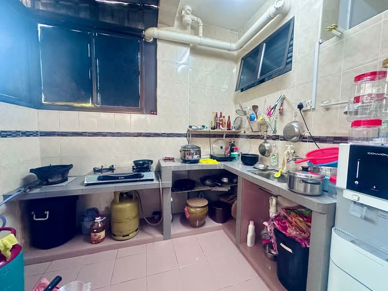 Apartment for Sale at Sri Awana Townhouse - Joanne Ngoo - Kitchen - PropertyGuru.com.my