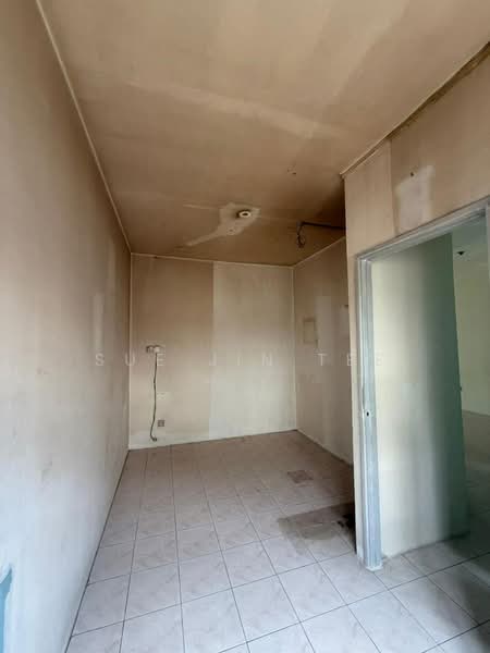 2-storey Terraced House for Sale in Taman Putri Kulai (Kulai) - Sue Jin Tee - Interior - PropertyGuru.com.my
