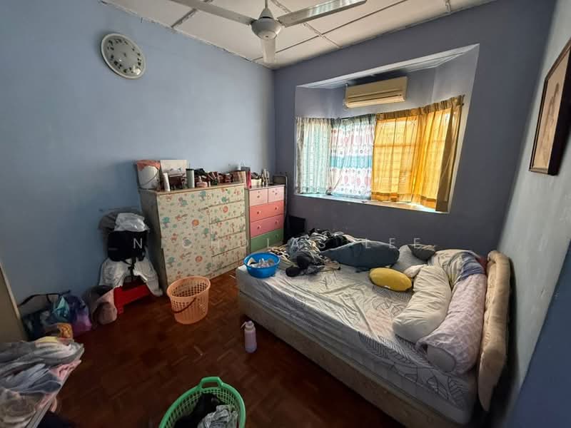 Ipoh Bandar Lahat Baru Double Storey House For Sale untuk Untuk Dijual - RM 198,000, Apr 2026 - Bedroom - PropertyGuru.com.my