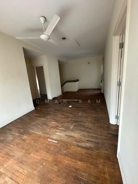 Semi-Detached House for Sale in Pusat Bandar Putra Permai (Seri Kembangan) - Luqman Ramli - Interior - PropertyGuru.com.my