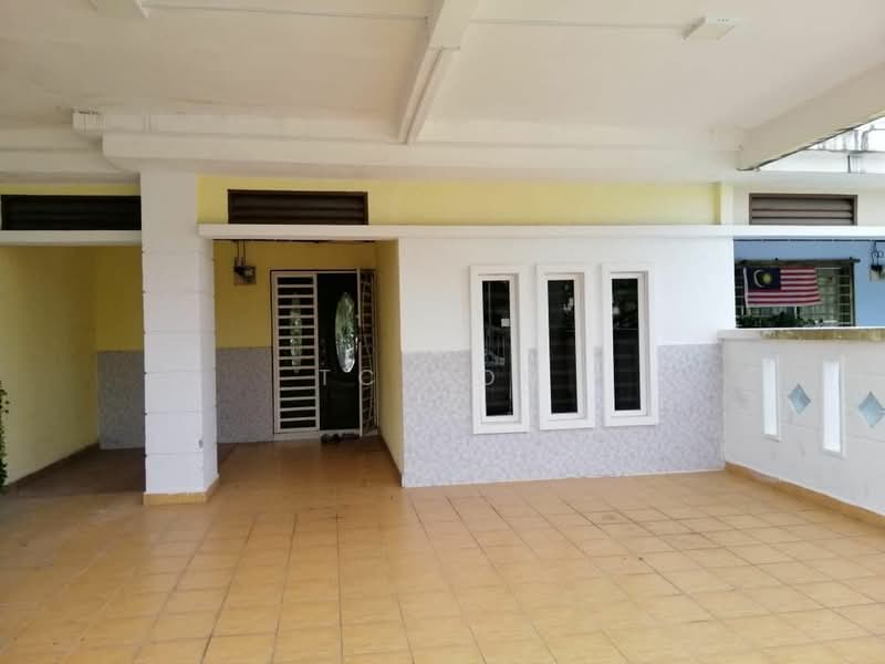 Rumah Teres 2 Tingkat untuk Dijual di Kajang (Selangor) - TC Hou - Exterior - PropertyGuru.com.my