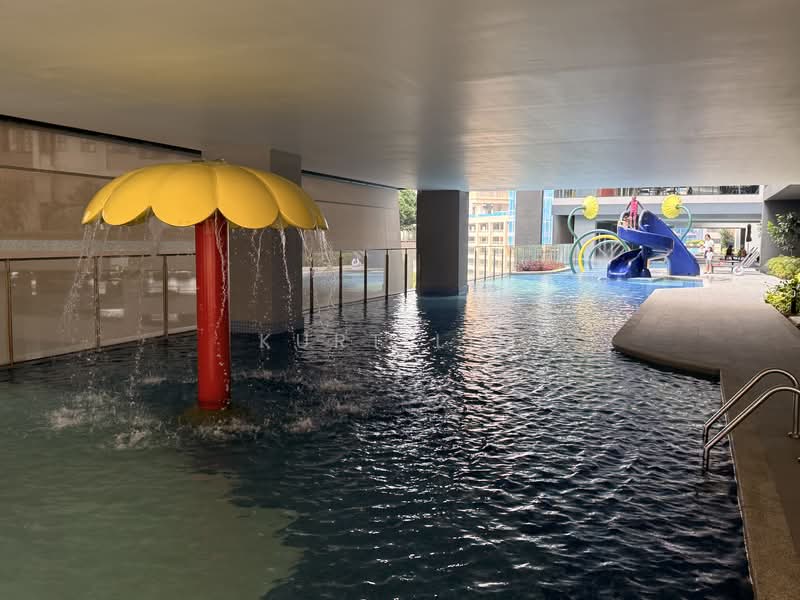 Servis Apartment untuk Disewa di Sunway Velocity TWO - Kurt Lim - Pool - PropertyGuru.com.my