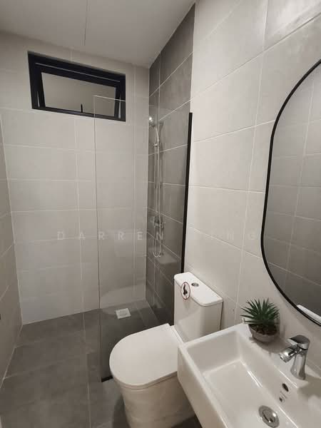Rumah Bandar untuk Dijual di Pine Square (Kuching) - Darren Ling - Bathroom - PropertyGuru.com.my