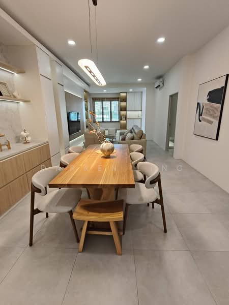 Rumah Bandar untuk Dijual di Pine Square (Kuching) - Darren Ling - Living Room - PropertyGuru.com.my