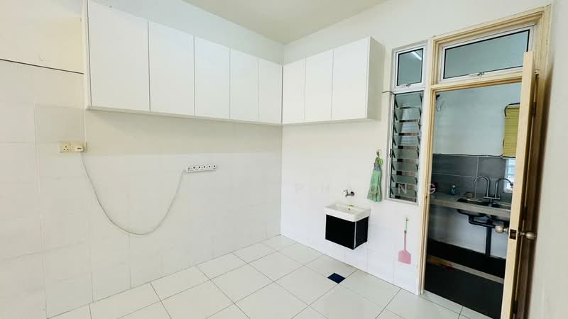 Setia Eco Gardens untuk Untuk Dijual - RM 648,000, Apr 2026 - Kitchen - PropertyGuru.com.my