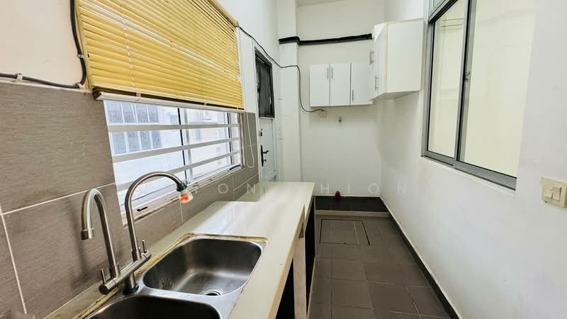 Setia Eco Gardens untuk Untuk Dijual - RM 648,000, Apr 2026 - Kitchen - PropertyGuru.com.my