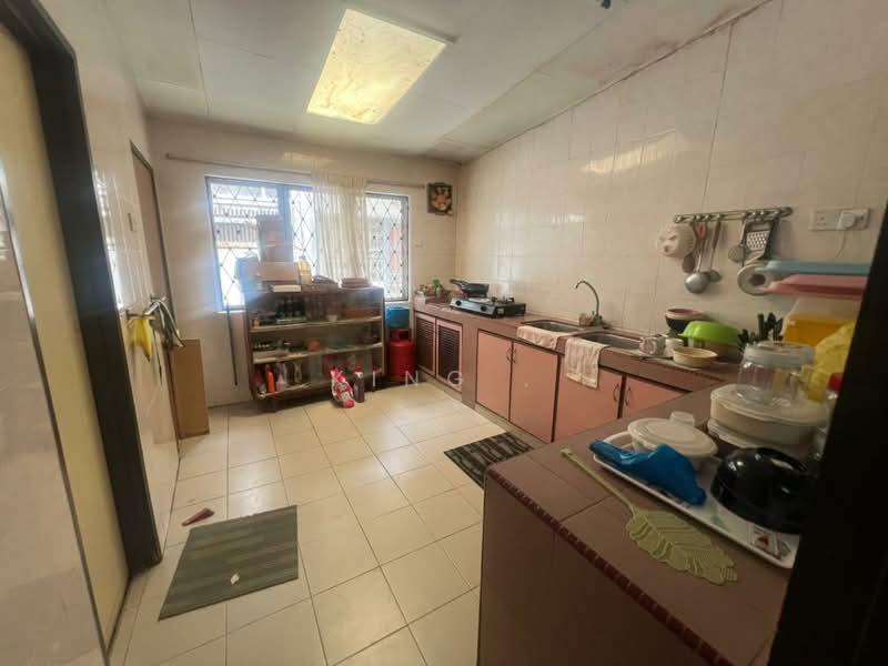 bukit damansara untuk Untuk Dijual - RM 1,900,000, Apr 2026 - Kitchen - PropertyGuru.com.my