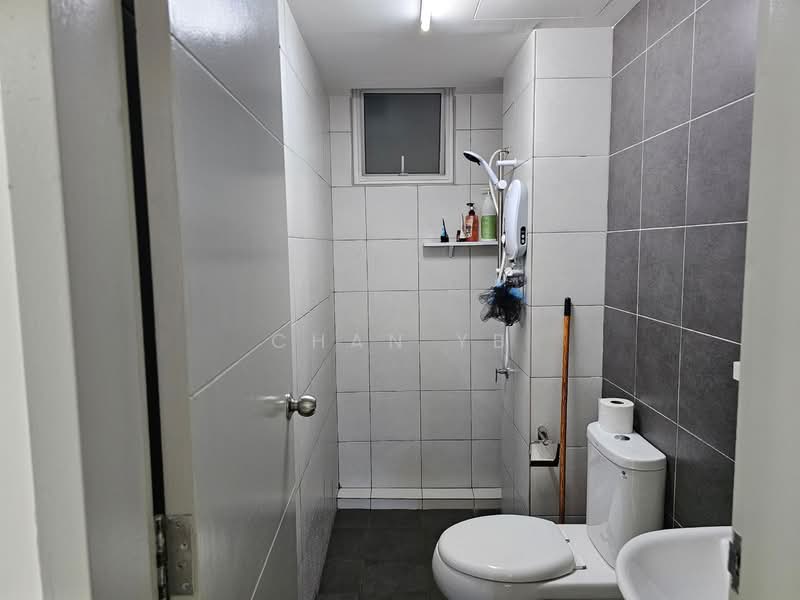 Condominium for Sale at Fairview Residence - Chan YB - Bathroom - PropertyGuru.com.my