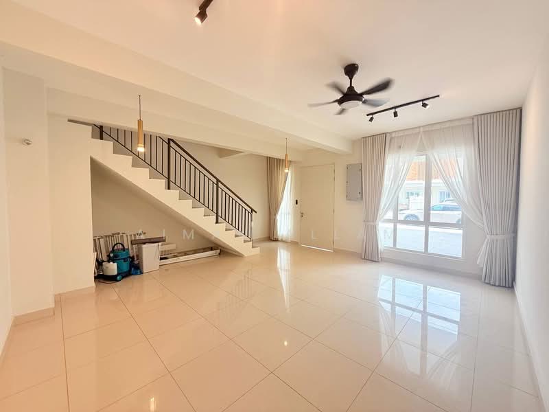 3-storey Terraced House for Sale in Sepang (Selangor) - Aiman Allam - PropertyGuru.com.my