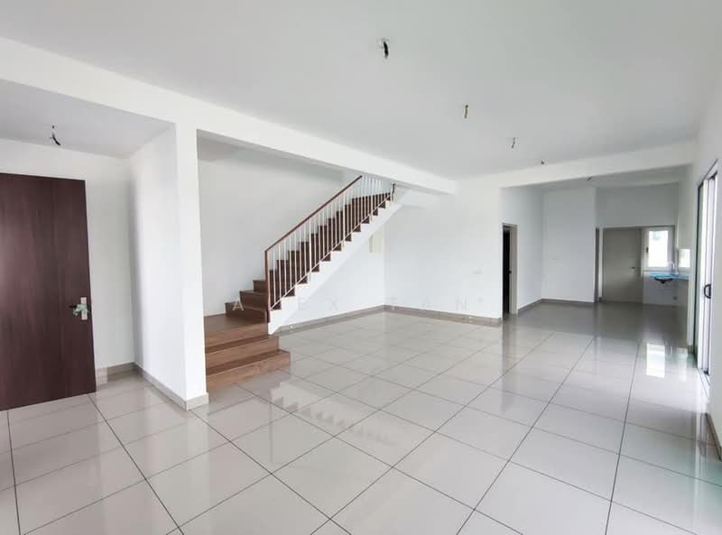 2-storey Terraced House for Sale in Seremban 2 (Negeri Sembilan) - Alex Tan - Living Room - PropertyGuru.com.my