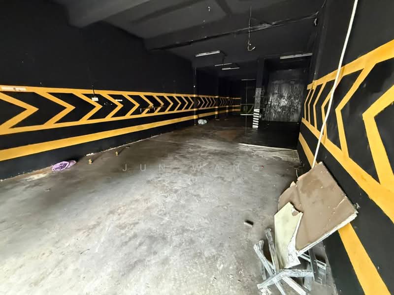 Shop for Sale in Taman Tasek (Johor Bahru) - Jun Wang - Interior - PropertyGuru.com.my