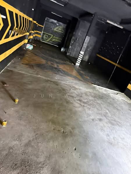 Shop for Sale in Taman Tasek (Johor Bahru) - Jun Wang - Car Park - PropertyGuru.com.my