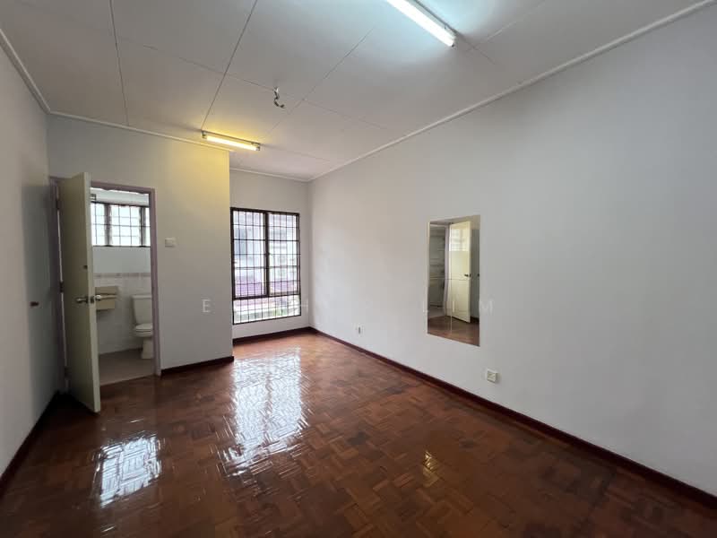 2-storey Terraced House for Sale in Pju 3 (Tropicana) - Esther Lim - Bathroom - PropertyGuru.com.my