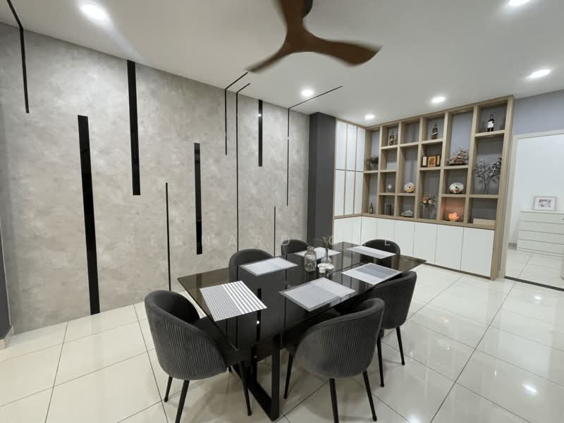 Rumah Teres untuk Disewa di Bandar Cassia (Batu Kawan) - Bernard Chew - Dining Room - PropertyGuru.com.my
