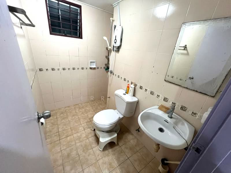 Condominium for Rent at Casa Puteri Condominium - Terry Yee - Bathroom - PropertyGuru.com.my