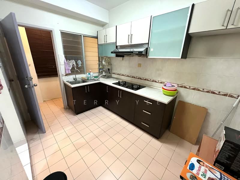 Condominium for Rent at Casa Puteri Condominium - Terry Yee - Kitchen - PropertyGuru.com.my