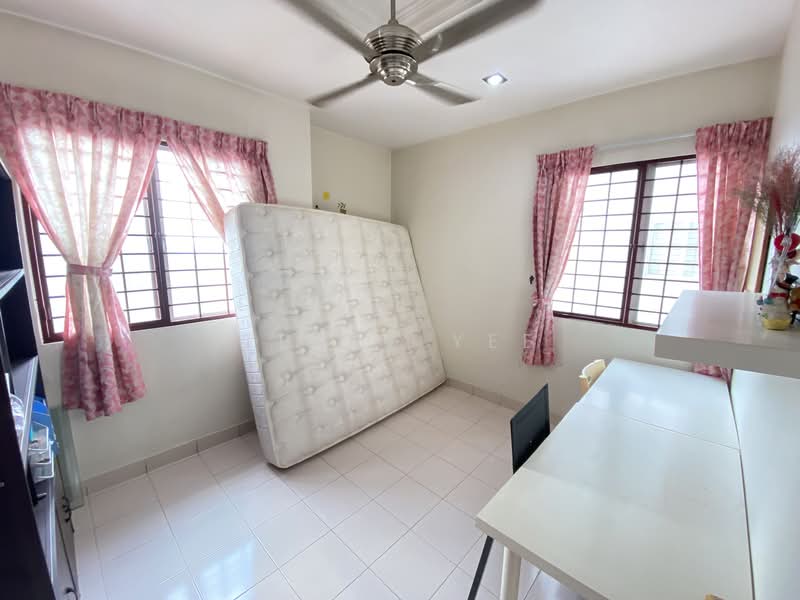 Kondominium untuk Disewa di Casa Puteri Condominium - Terry Yee - Bedroom - PropertyGuru.com.my