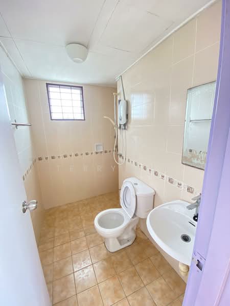 Kondominium untuk Disewa di Casa Puteri Condominium - Terry Yee - Bathroom - PropertyGuru.com.my