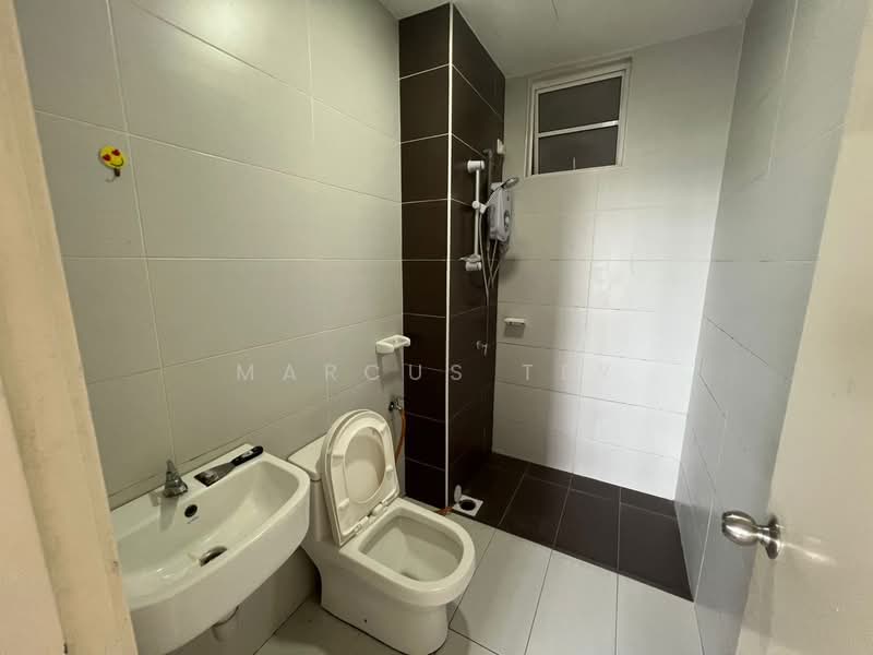 Apartment for Rent at Nusa Heights (Nusa Puncak) - Marcus Tey - Bathroom - PropertyGuru.com.my