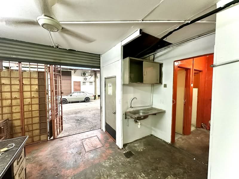 Factory for Sale in Sungai Buloh (Selangor) - Saufee Effendy - Interior - PropertyGuru.com.my