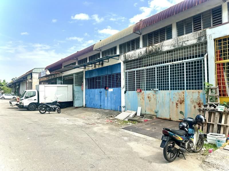 Factory for Sale in Sungai Buloh (Selangor) - Saufee Effendy - Exterior - PropertyGuru.com.my