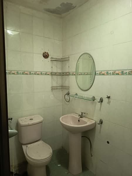 2-storey Terraced House for Sale in Bandar Baru Bangi (Selangor) - TC Hou - Bathroom - PropertyGuru.com.my