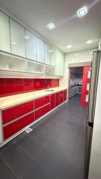 Cluster House for Rent in Ulu Tiram (Johor) - Rain Ng - Kitchen - PropertyGuru.com.my