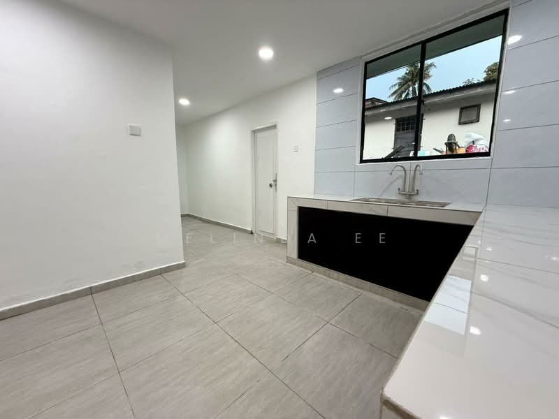 2-storey Terraced House for Sale in Taman Senai Baru (Senai) - Melinda Ee - Kitchen - PropertyGuru.com.my