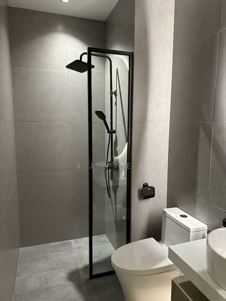 Kenwingston Skylofts untuk Untuk Dijual - RM 560,000, Apr 2026 - Bathroom - PropertyGuru.com.my