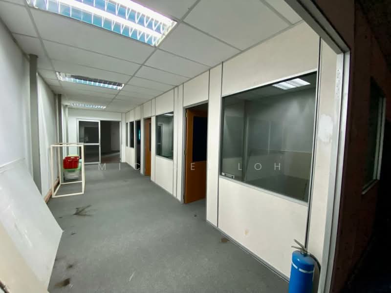 Factory for Rent in Cheras (Kuala Lumpur) - Michael Loh - Corridor - PropertyGuru.com.my