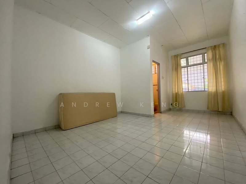 Semi-Detached House for Sale in Taman Megah Ria (Masai) - Andrew Keng - Interior - PropertyGuru.com.my