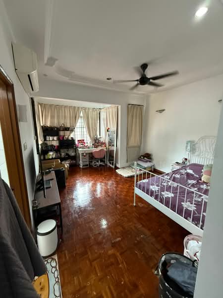 2-storey Terraced House for Sale in Permas Jaya (Johor) - Jason Tan - Bedroom - PropertyGuru.com.my