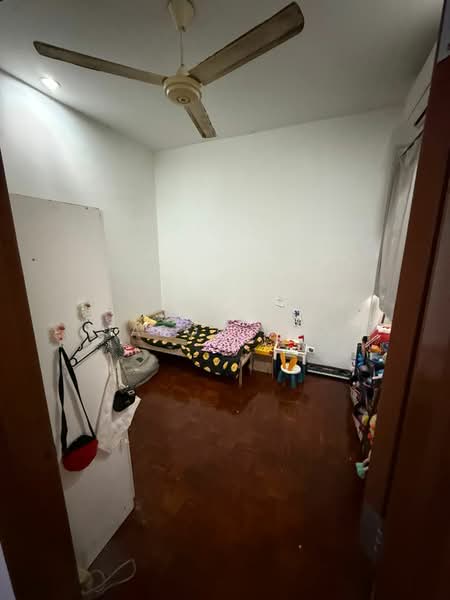 2-storey Terraced House for Sale in Permas Jaya (Johor) - Jason Tan - Bedroom - PropertyGuru.com.my