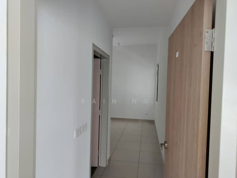 Cluster House for Rent in Iskandar Puteri (Nusajaya) (Johor) - Rain Ng - Corridor - PropertyGuru.com.my