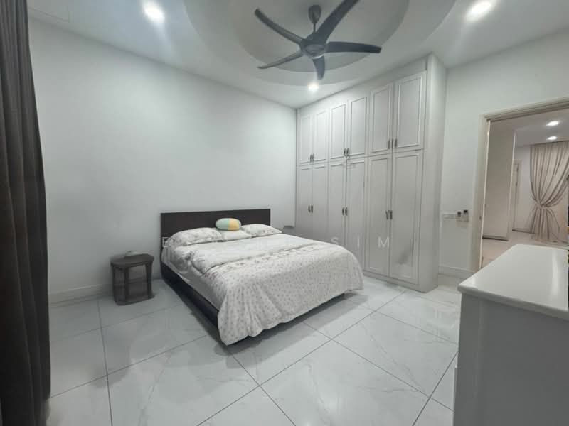 Semi-Detached House for Sale in Taman Ekoflora (Johor Bahru) - Elaine Sim - Bedroom - PropertyGuru.com.my