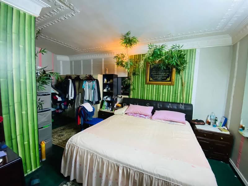 Bungalow for Sale in Seksyen 6 (Shah Alam) - Tasya Ruslan - Bedroom - PropertyGuru.com.my