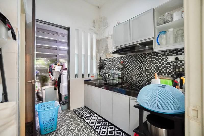2-storey Terraced House for Sale in Taman Sierra Ukay (Ulu Kelang) - Aiman Allam - Kitchen - PropertyGuru.com.my