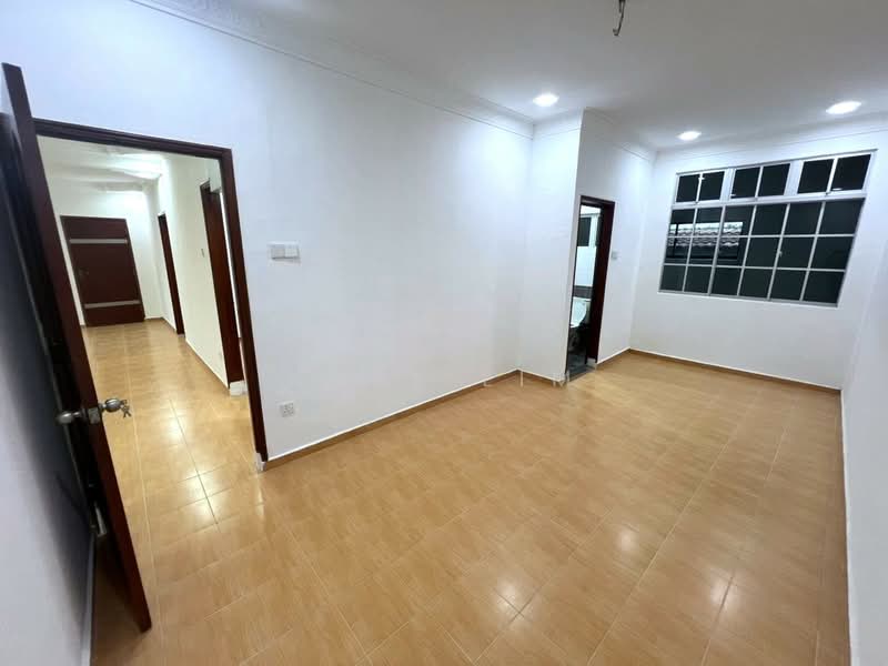 Semi-Detached House for Sale in Taman Serene (Johor Bahru) - Karl Lim - Corridor - PropertyGuru.com.my