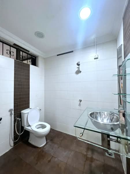 Semi-Detached House for Sale in Taman Serene (Johor Bahru) - Karl Lim - Bathroom - PropertyGuru.com.my