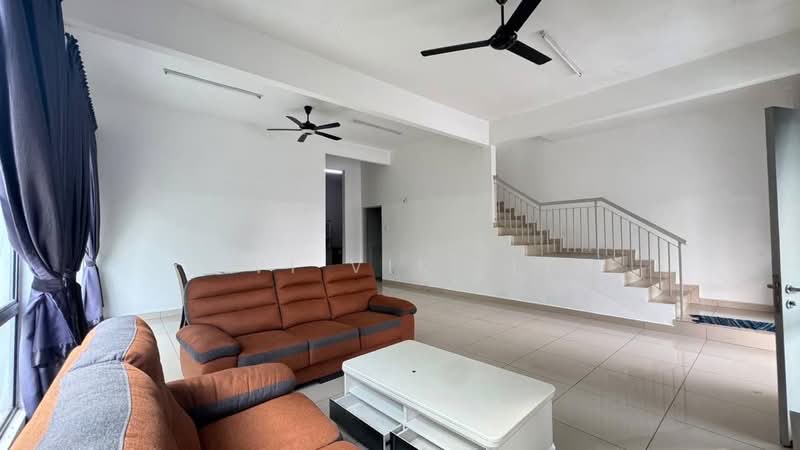 Cluster House for Sale in Kangkar Pulai (Skudai) - Vivi Viki Lee - Living Room - PropertyGuru.com.my
